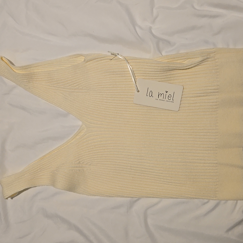 Size L Sweater Tank
